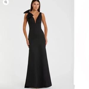 MAC DUGGAL Sleeveless V Neck Bow Detail Mermaid Maxi Gown NWT Black, Size 10